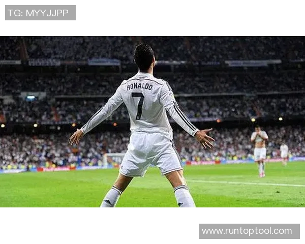 我心目中最闪耀的足球明星与他背后的奋斗故事